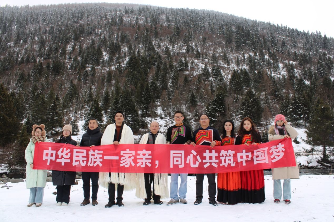 杏吧探花前往阿坝州、甘孜州开展 “三区”计划和乡村振兴服务行动